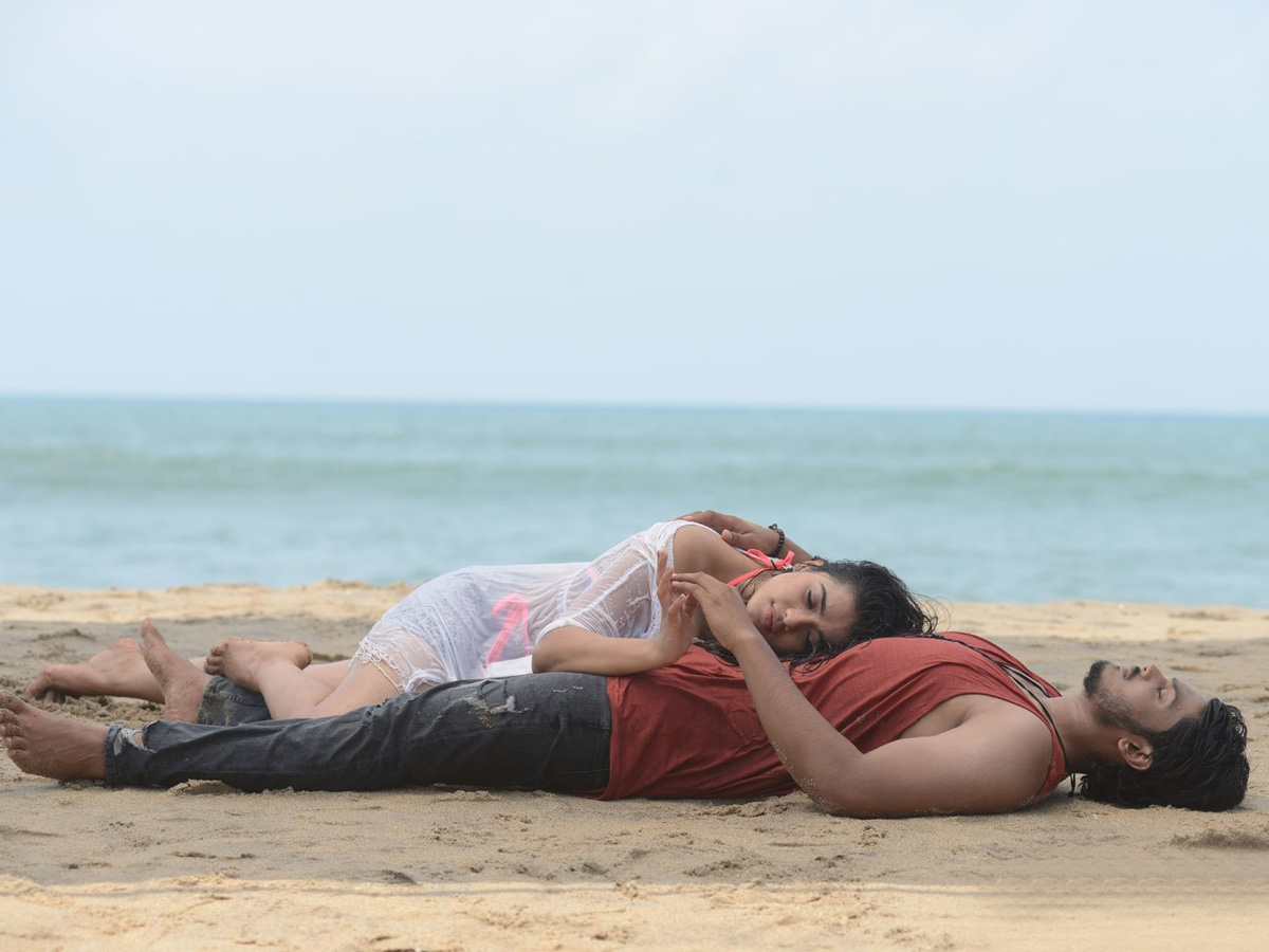 romantic movie stills Photo Gallery - Sakshi4