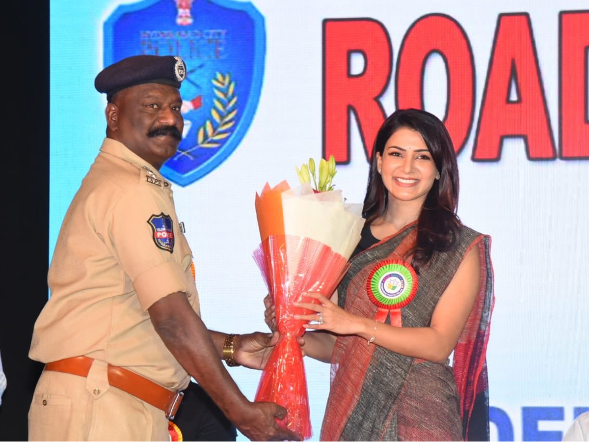 Naga Shaurya And Samantha Team Up To Promote Road Safety - Sakshi15