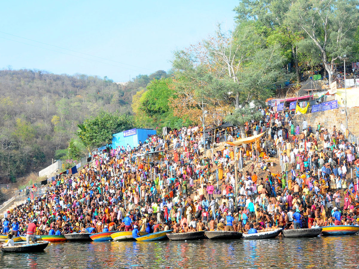 Maha Shivratri 2020 Srisailam Temple Photo Gallery - Sakshi42