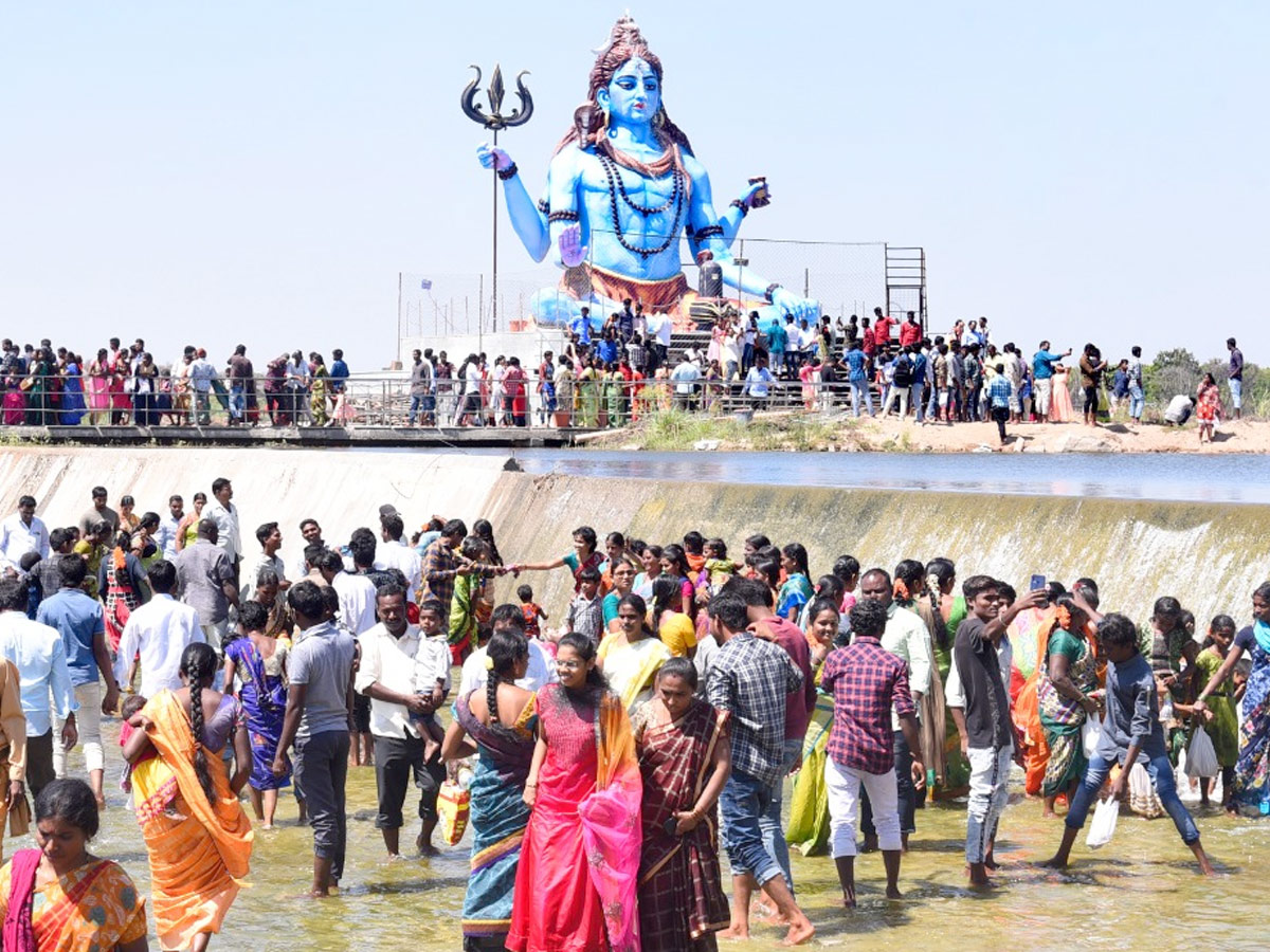 Maha Shivaratri Celebrations in telugu states Photo Gallery - Sakshi15