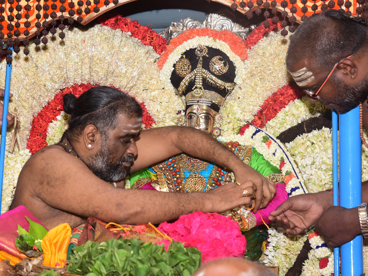 Maha Shivaratri Brahmotsavam Celebrations at Sri Kalahasti Temple Photo Gallery - Sakshi12