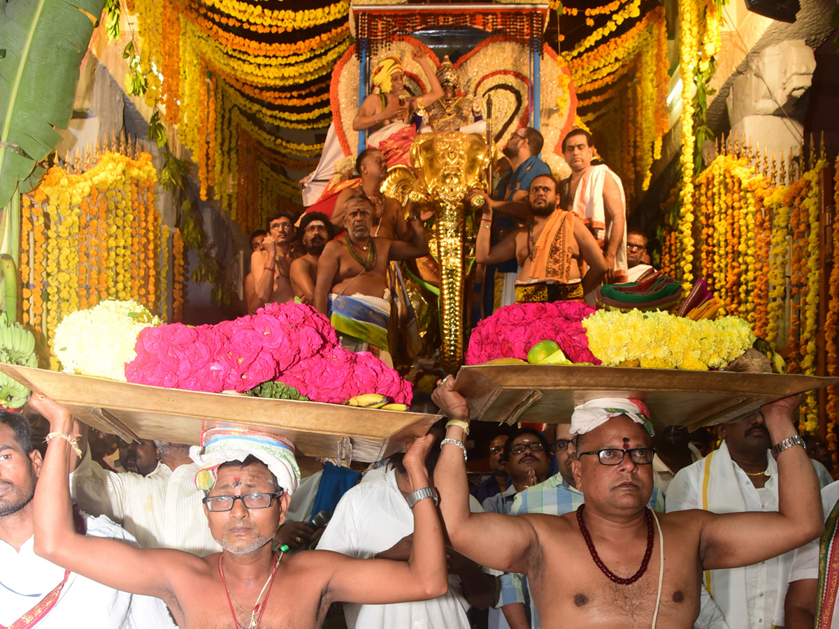 Maha Shivaratri Brahmotsavam Celebrations at Sri Kalahasti Temple Photo Gallery - Sakshi15