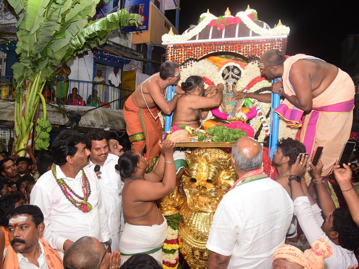 Maha Shivaratri Brahmotsavam Celebrations at Sri Kalahasti Temple Photo Gallery - Sakshi6