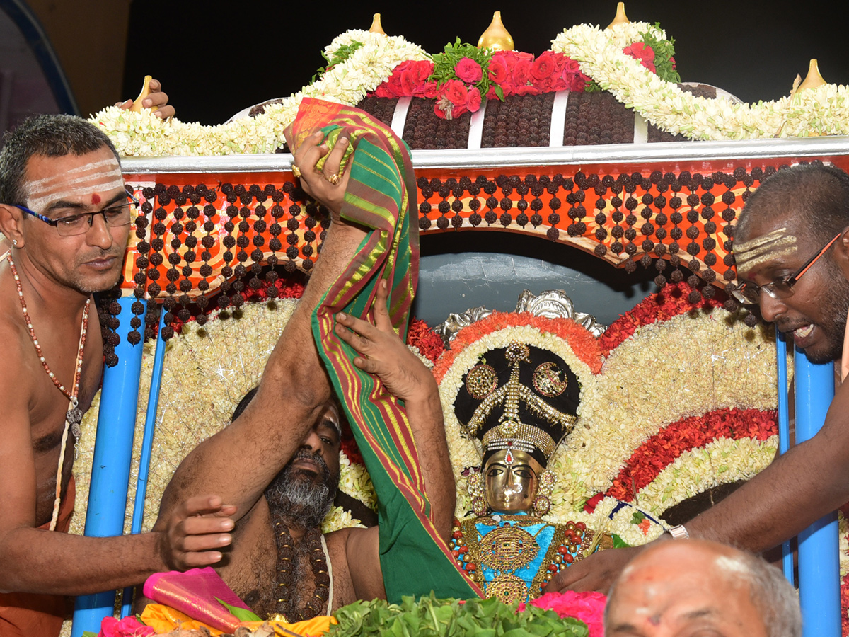 Maha Shivaratri Brahmotsavam Celebrations at Sri Kalahasti Temple Photo Gallery - Sakshi10