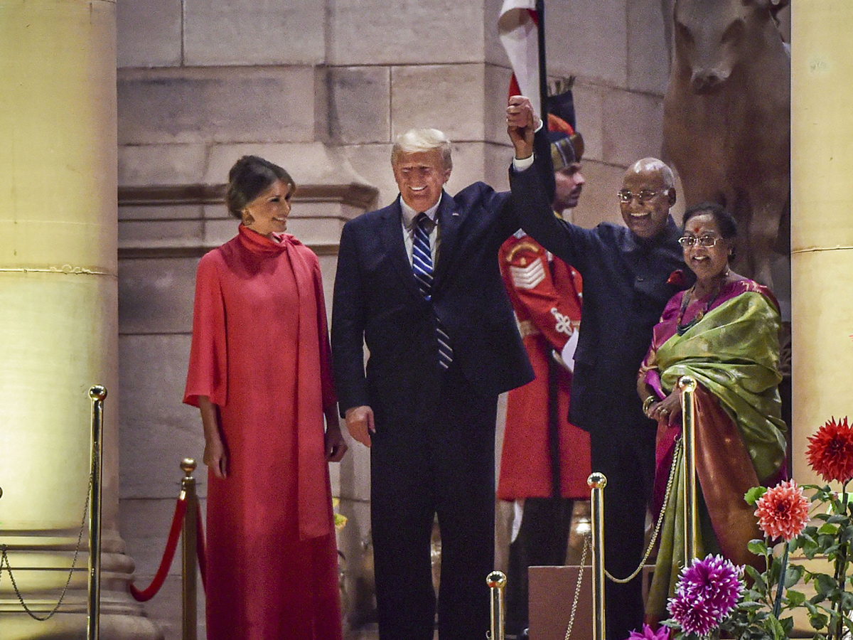 Trump meets with Indian president attends state banquet Photo Gallery - Sakshi13