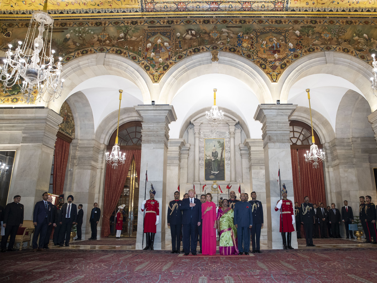 Trump meets with Indian president attends state banquet Photo Gallery - Sakshi8