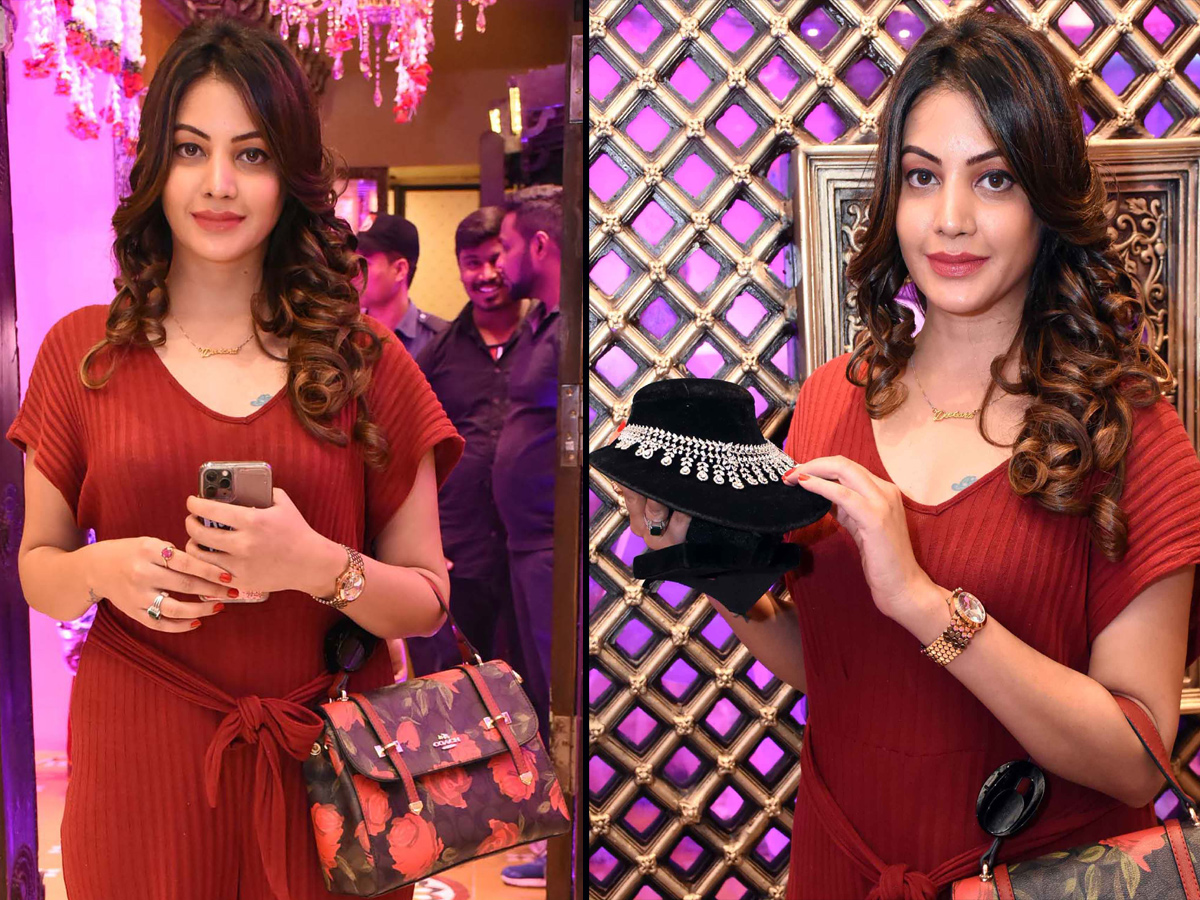  Meenakshi The Royal Couture Grand Opening at Jubilee Hills Photo Gallery - Sakshi3