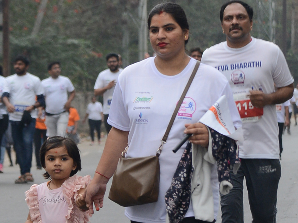 run for girl child 2020 hyderabad Photo Gallery - Sakshi1