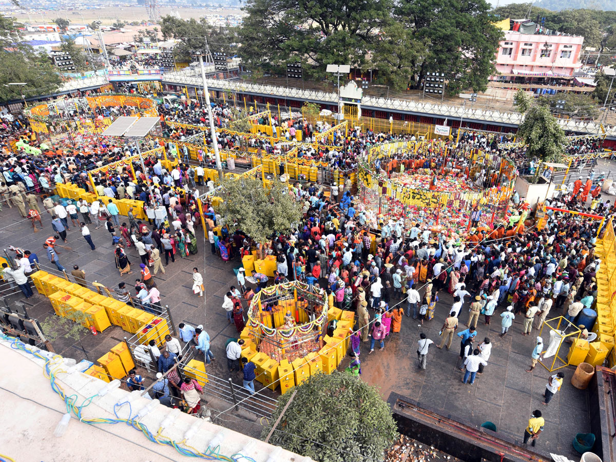 Medaram Jatara 2020 Photo Gallery - Sakshi21