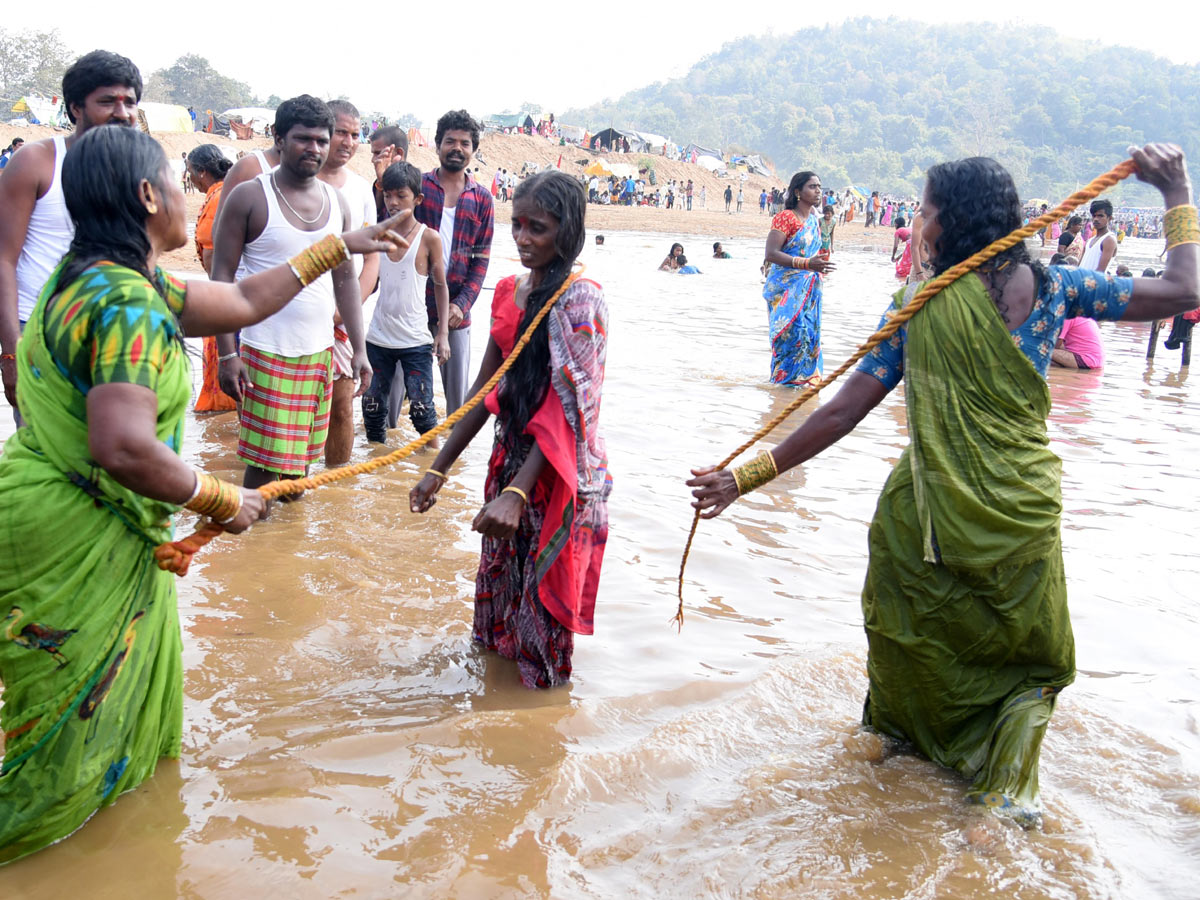 Medaram Jatara 2020 Photo Gallery - Sakshi38