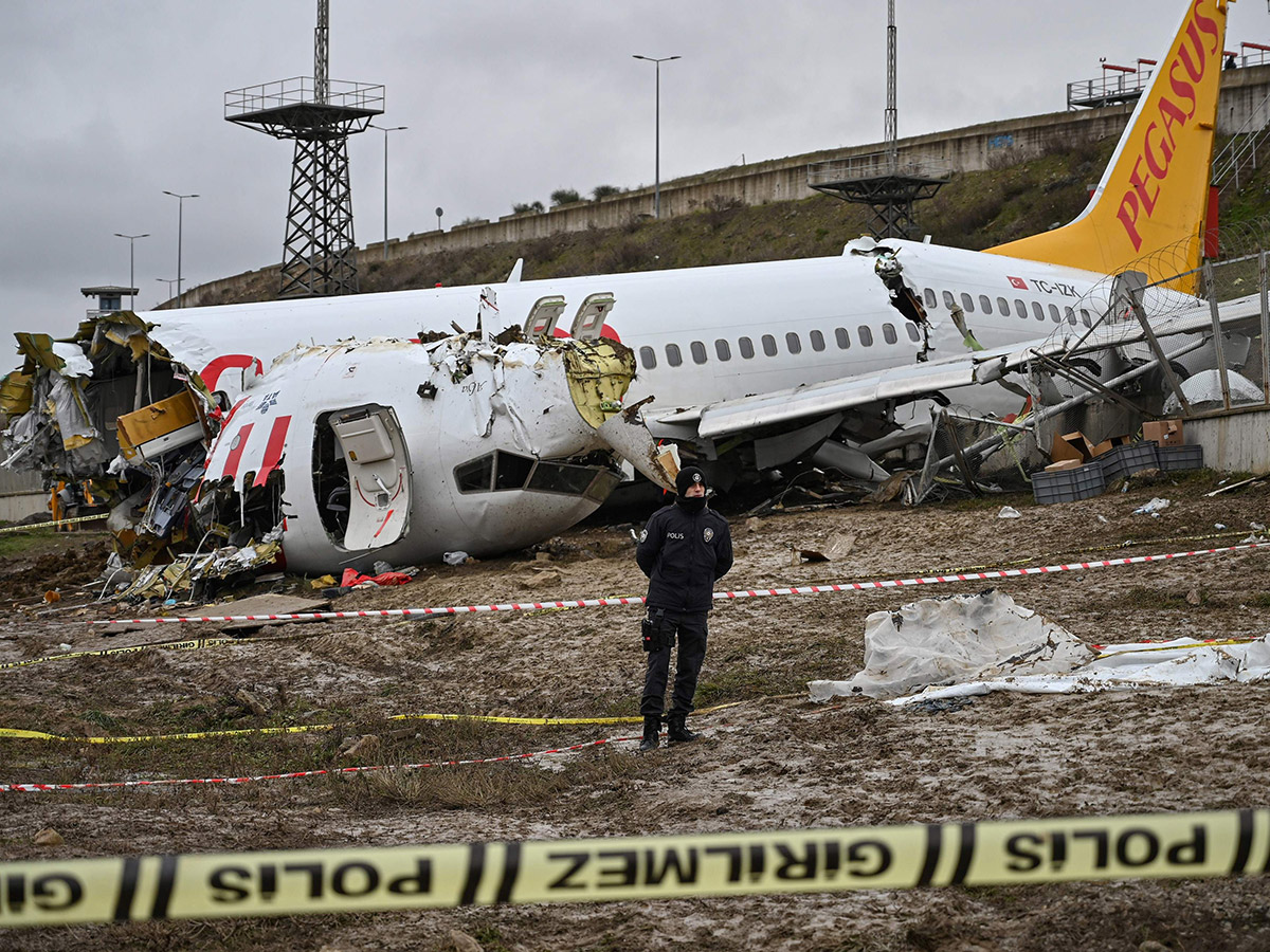 Turkey Plane Crash Runway Istanbul Airport Photo Gallery - Sakshi6