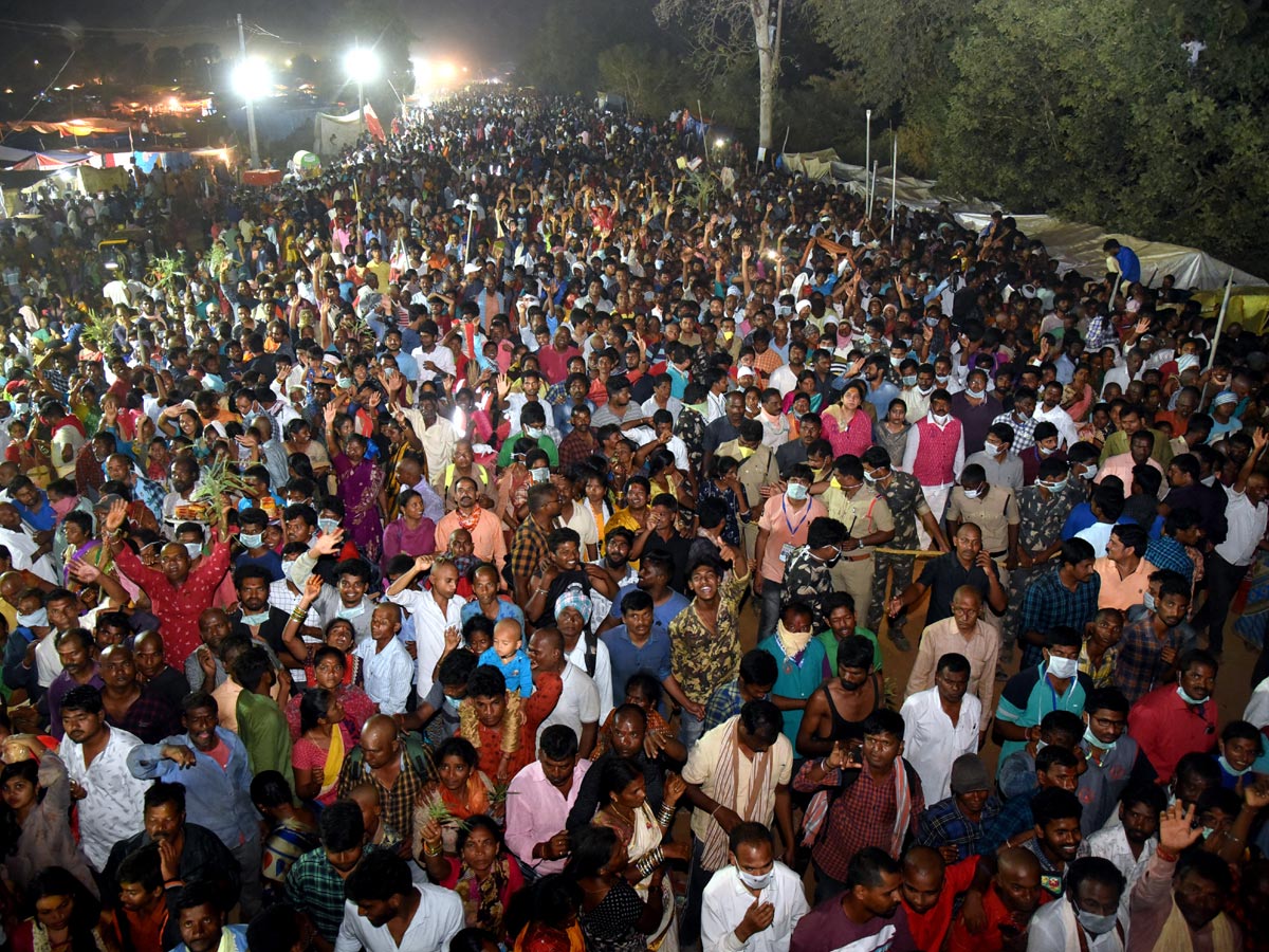 Medaram Sammakka Sarakka Jatara 2020 Photo Gallery - Sakshi13