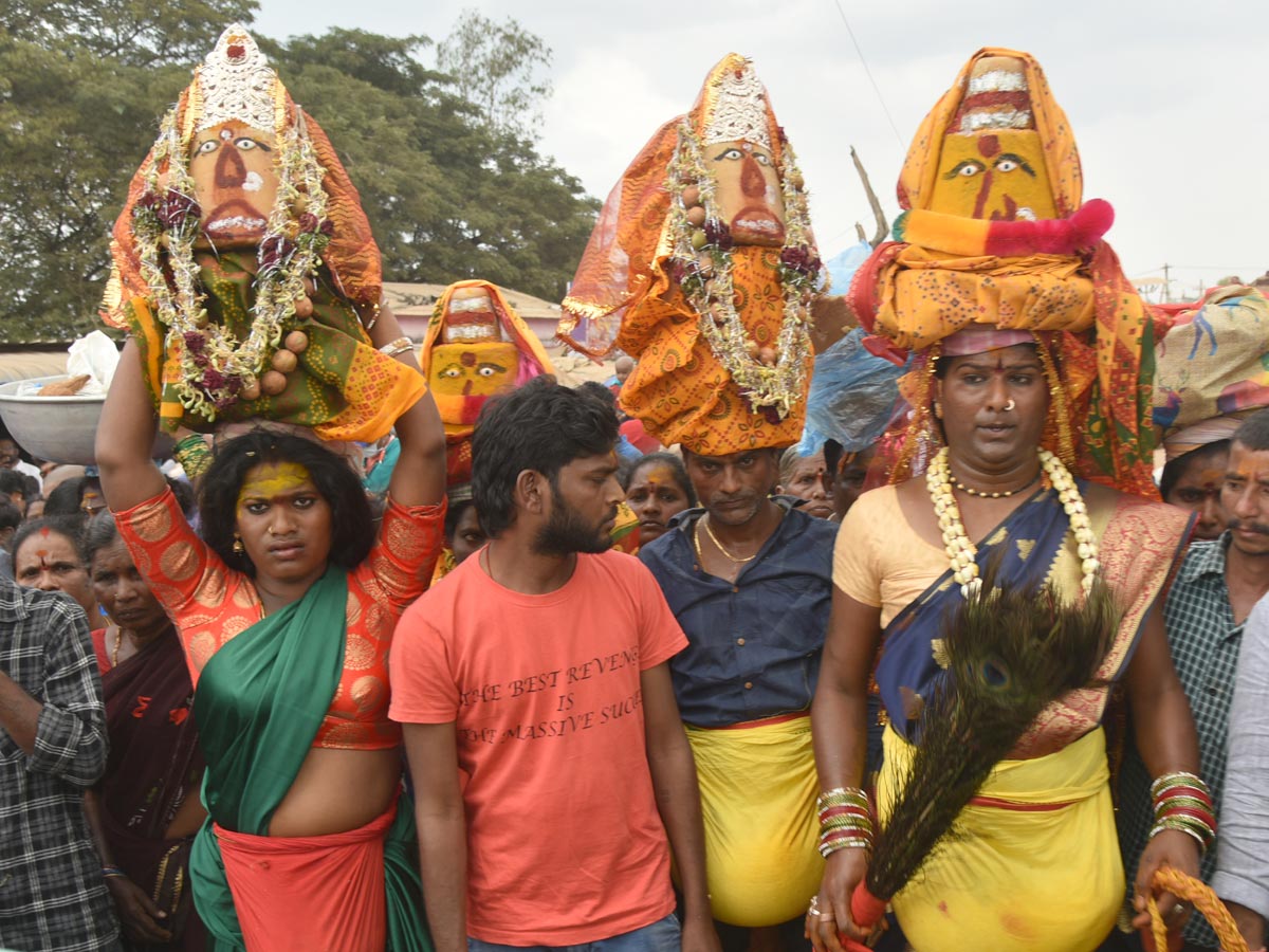 Day 2 Medaram Jatara Photo Gallery - Sakshi9