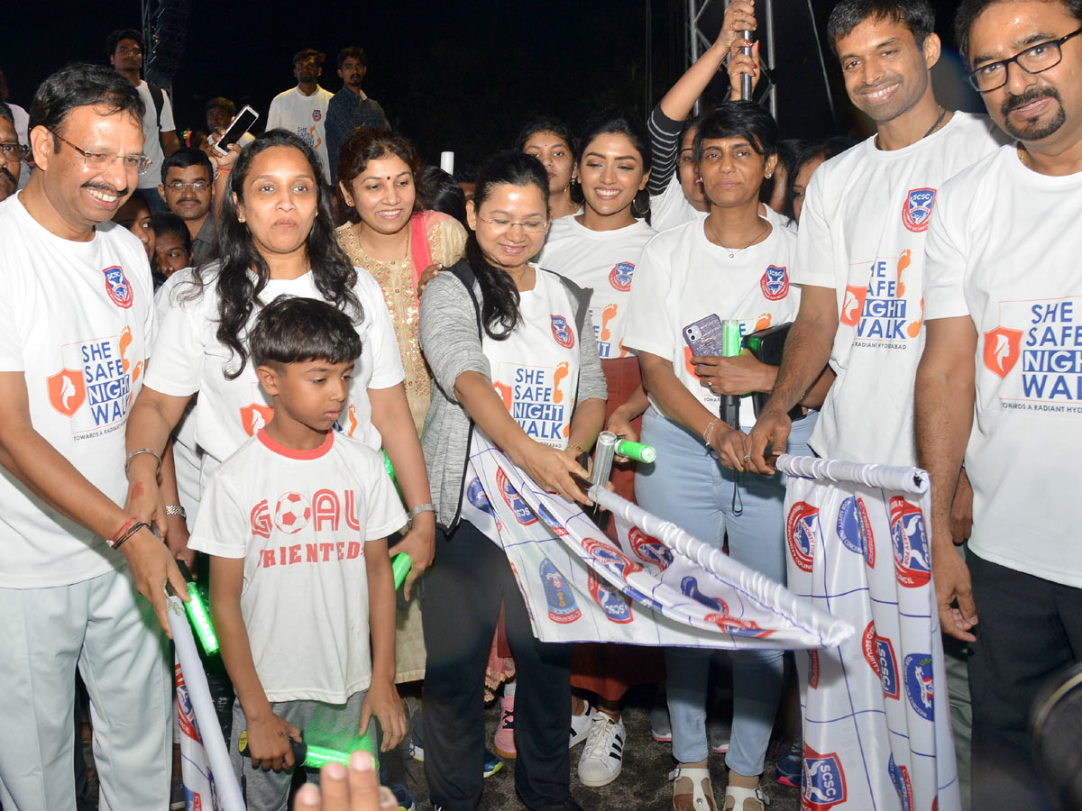 She Safe Night Walk at Gachibowli Stadium in Hyderabad Photo Gallery - Sakshi2