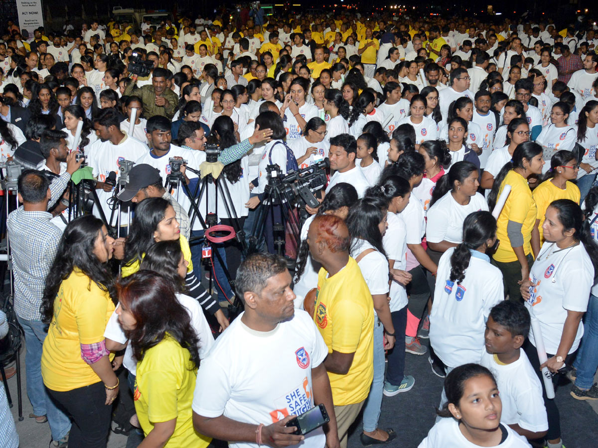 She Safe Night Walk at Gachibowli Stadium in Hyderabad Photo Gallery - Sakshi5