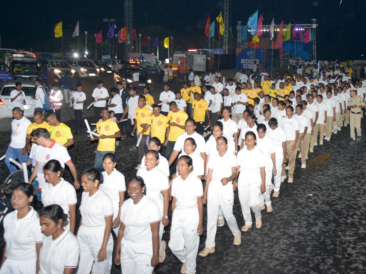 She Safe Night Walk at Gachibowli Stadium in Hyderabad Photo Gallery - Sakshi8