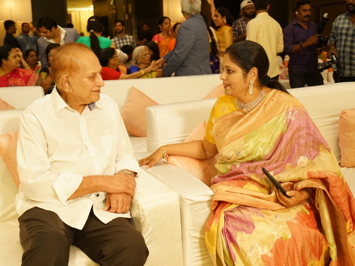 Jayasudha Kapoor son Nihar wedding reception Photo gallery - Sakshi14