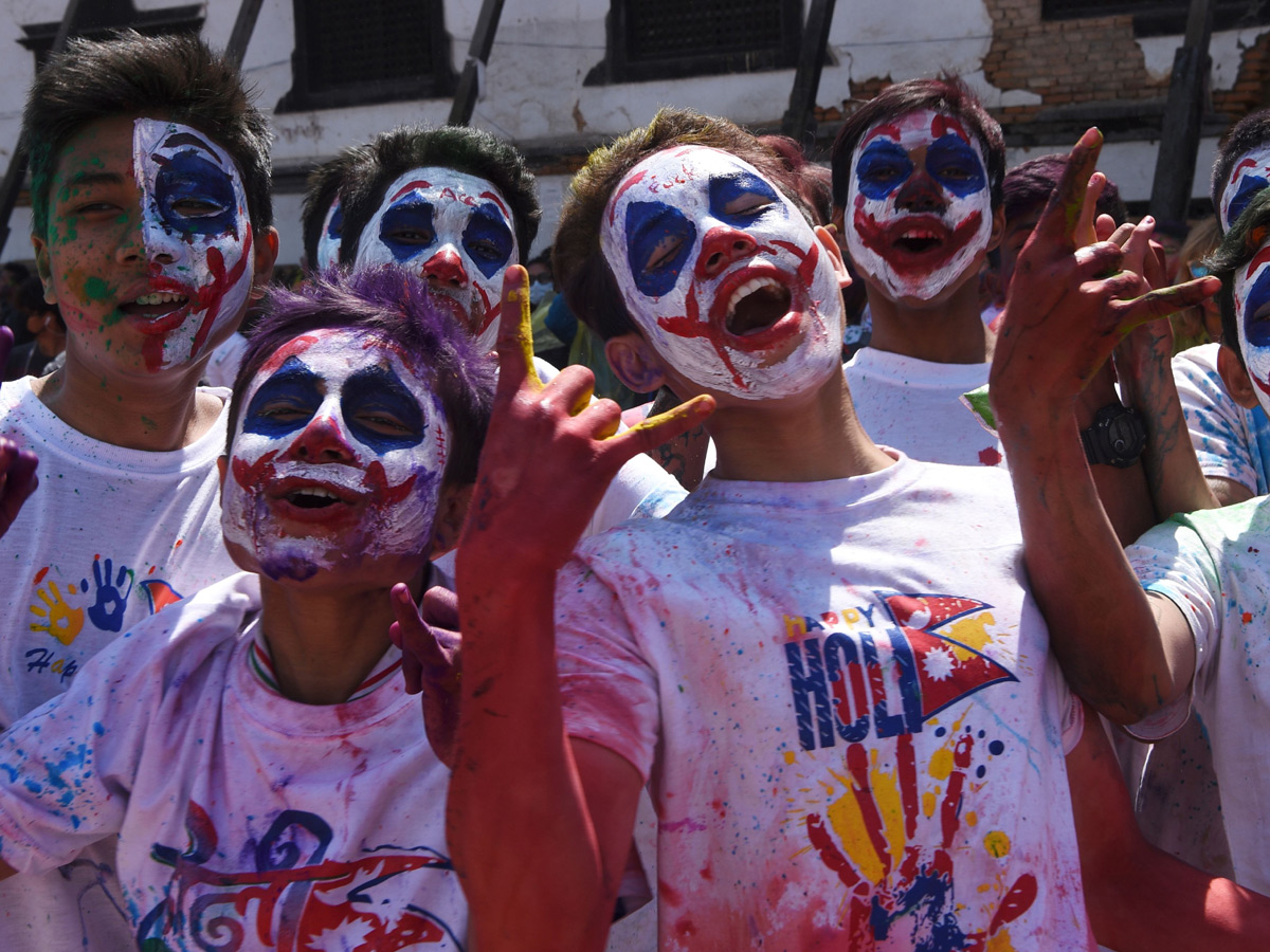 holi celebration in india Photo Gallery - Sakshi11