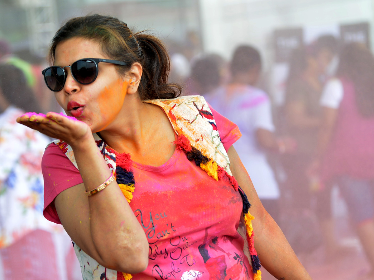 holi celebration in india Photo Gallery - Sakshi18