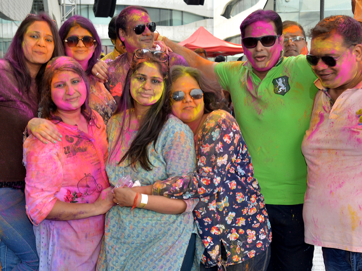 holi celebration in india Photo Gallery - Sakshi19