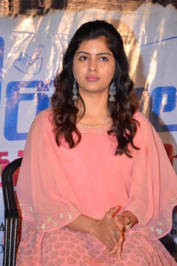 30 Rojullo Preminchadam Ela Movie Press Meet Photo Gallery - Sakshi5