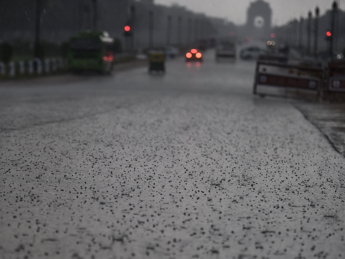 Heavy rains lash Delhi Photo Gallery - Sakshi5