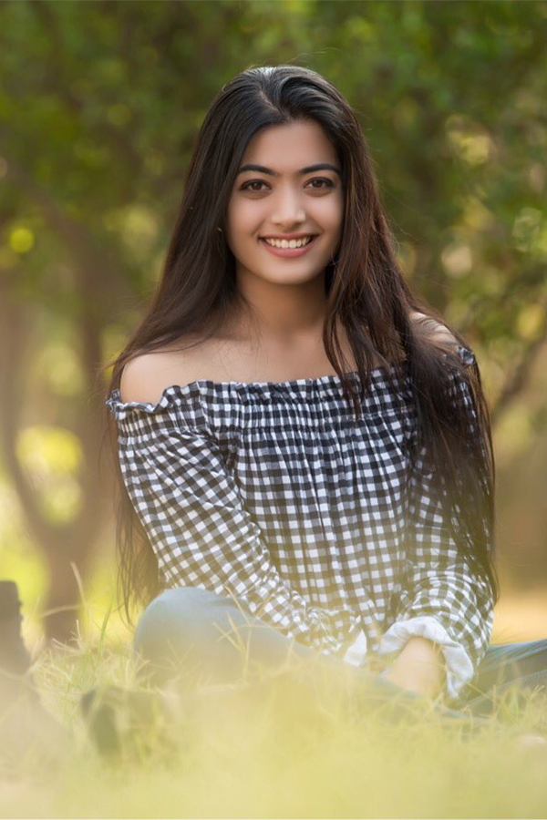 Rashmika Mandanna Exclusive Photo Gallery - Sakshi23