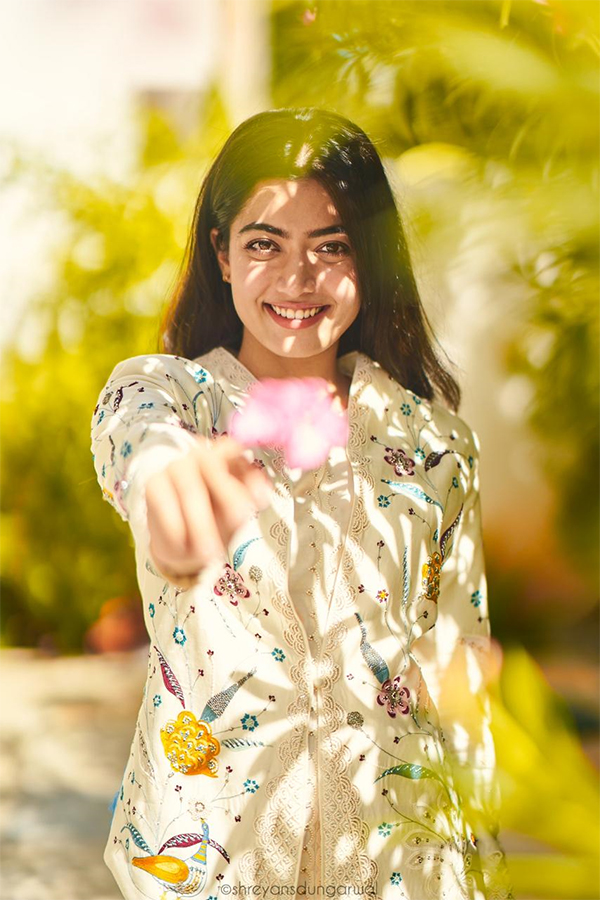 Rashmika Mandanna Exclusive Photo Gallery - Sakshi34