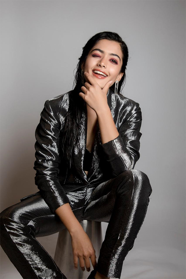 Rashmika Mandanna Exclusive Photo Gallery - Sakshi43