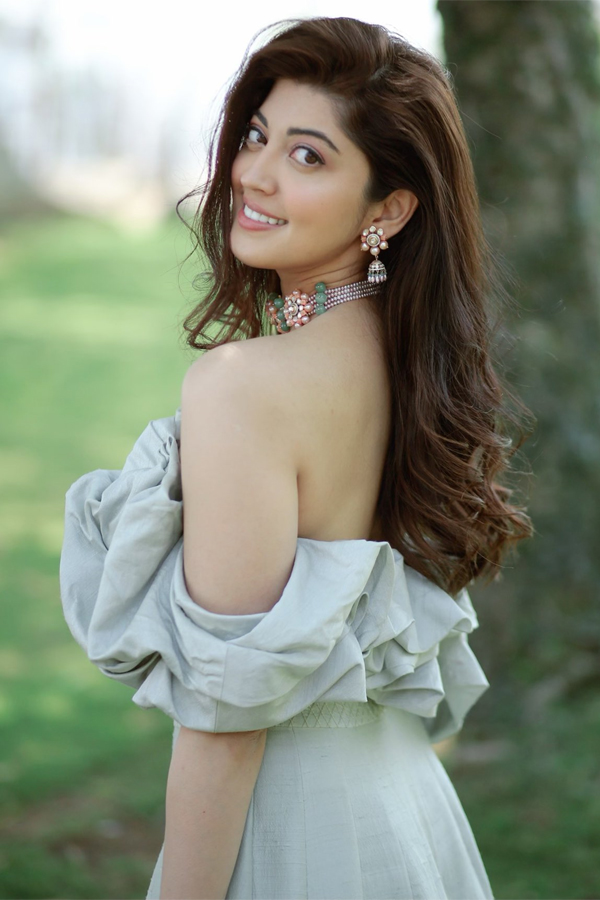 Actress Pranitha Subhash Exclusive Photo Gallery - Sakshi38