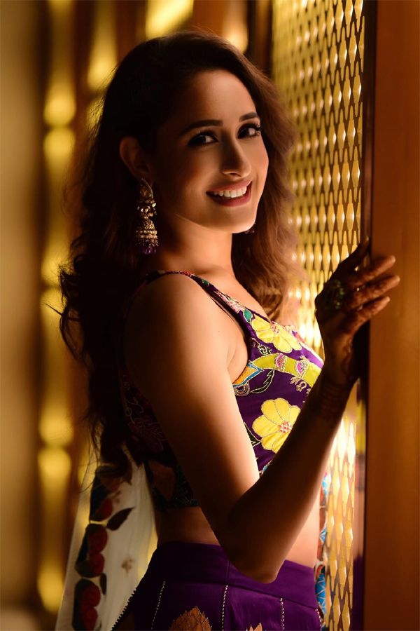 Actress Pragya Jaiswal Exclusive Photo Gallery - Sakshi29