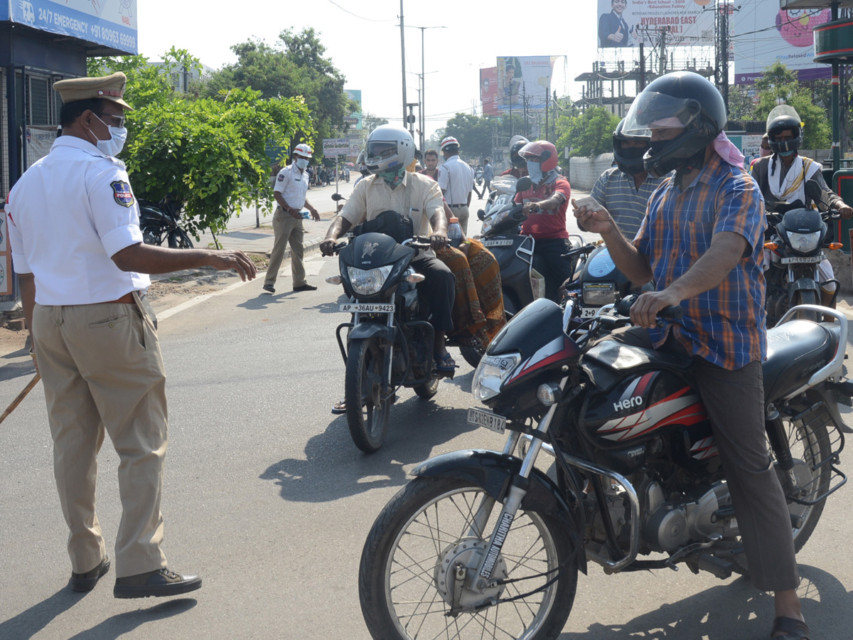 Lockdown in Hyderabad Photo Gallery - Sakshi56