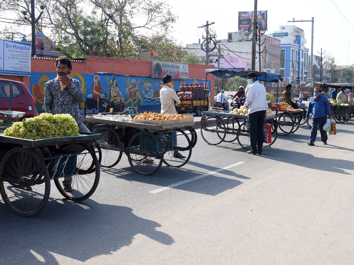 Lockdown in Hyderabad Photo Gallery - Sakshi6