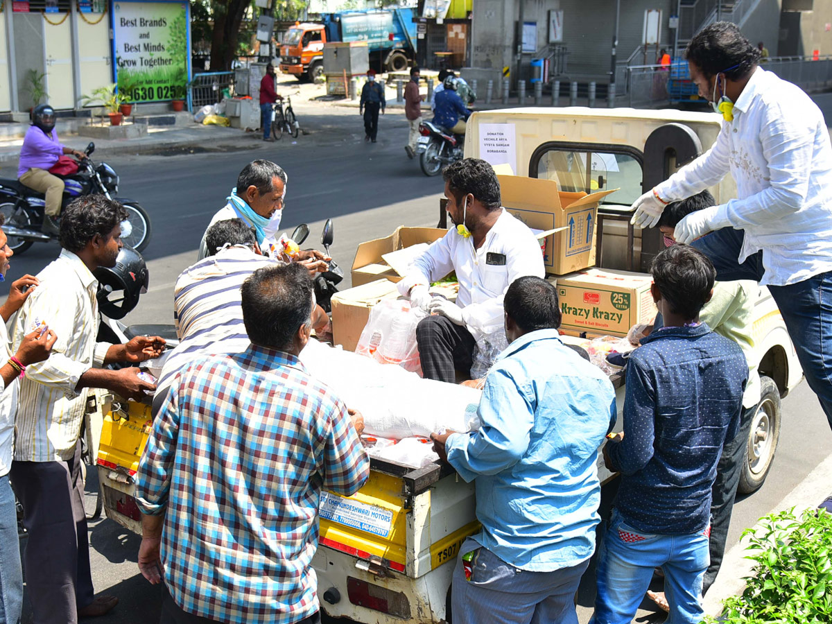 Lockdown in Hyderabad City Photo Gallery - Sakshi22