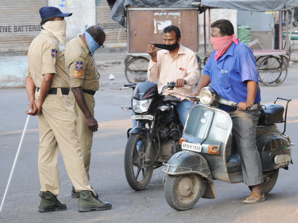 Lockdown in Hyderabad City Photo Gallery - Sakshi47