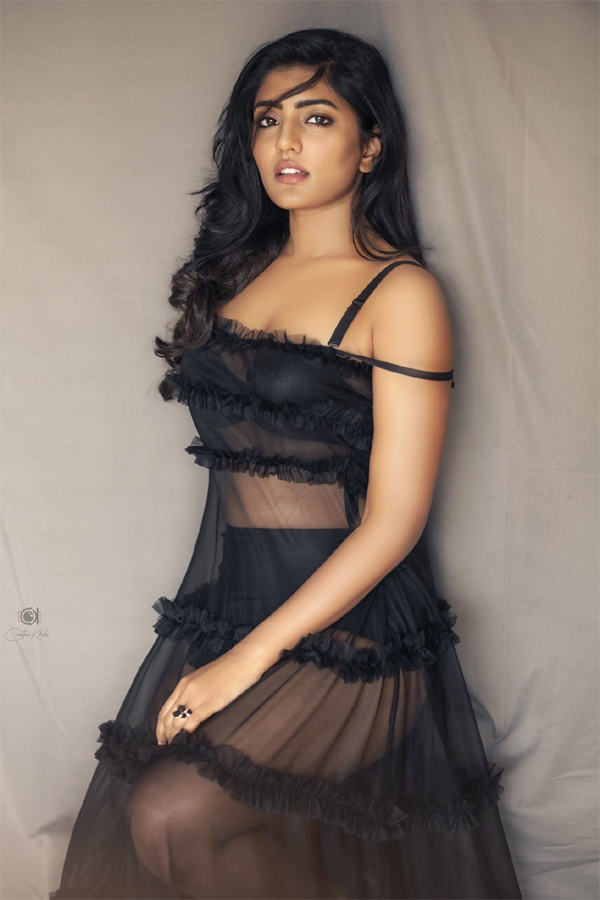 Actress Eesha Rebba Exclusive Photo Gallery - Sakshi4