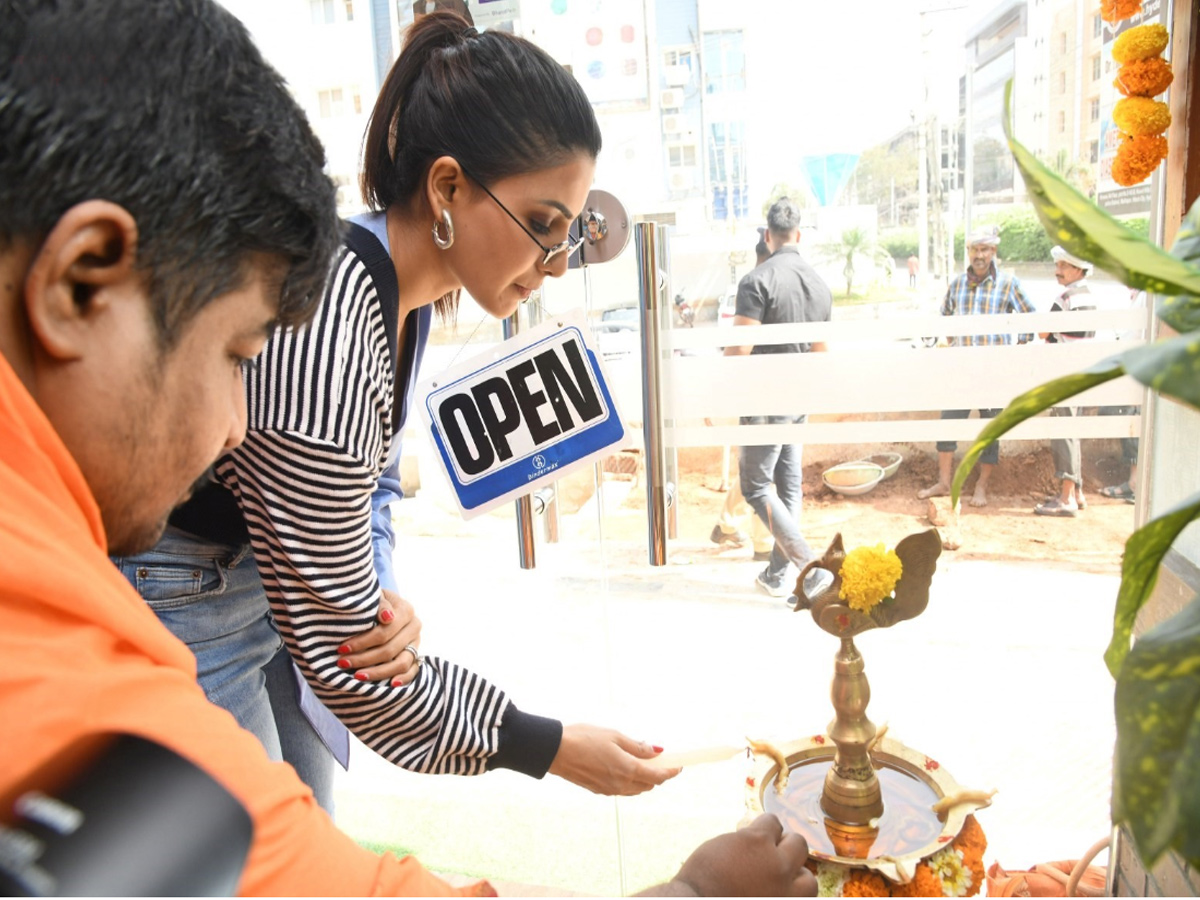 Samantha Launches Healthy Way Restaurant At Madhapur Photo Gallery - Sakshi5