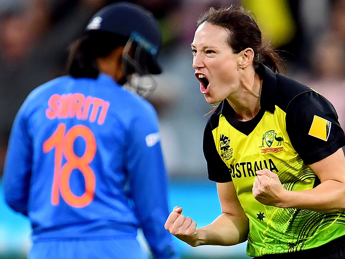 Australia beat India by 85 runs to win fifth title Photo Gallery - Sakshi9