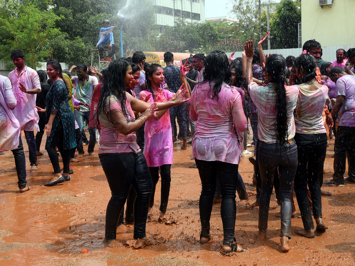 holi celebration 2020 Photo Gallery - Sakshi15