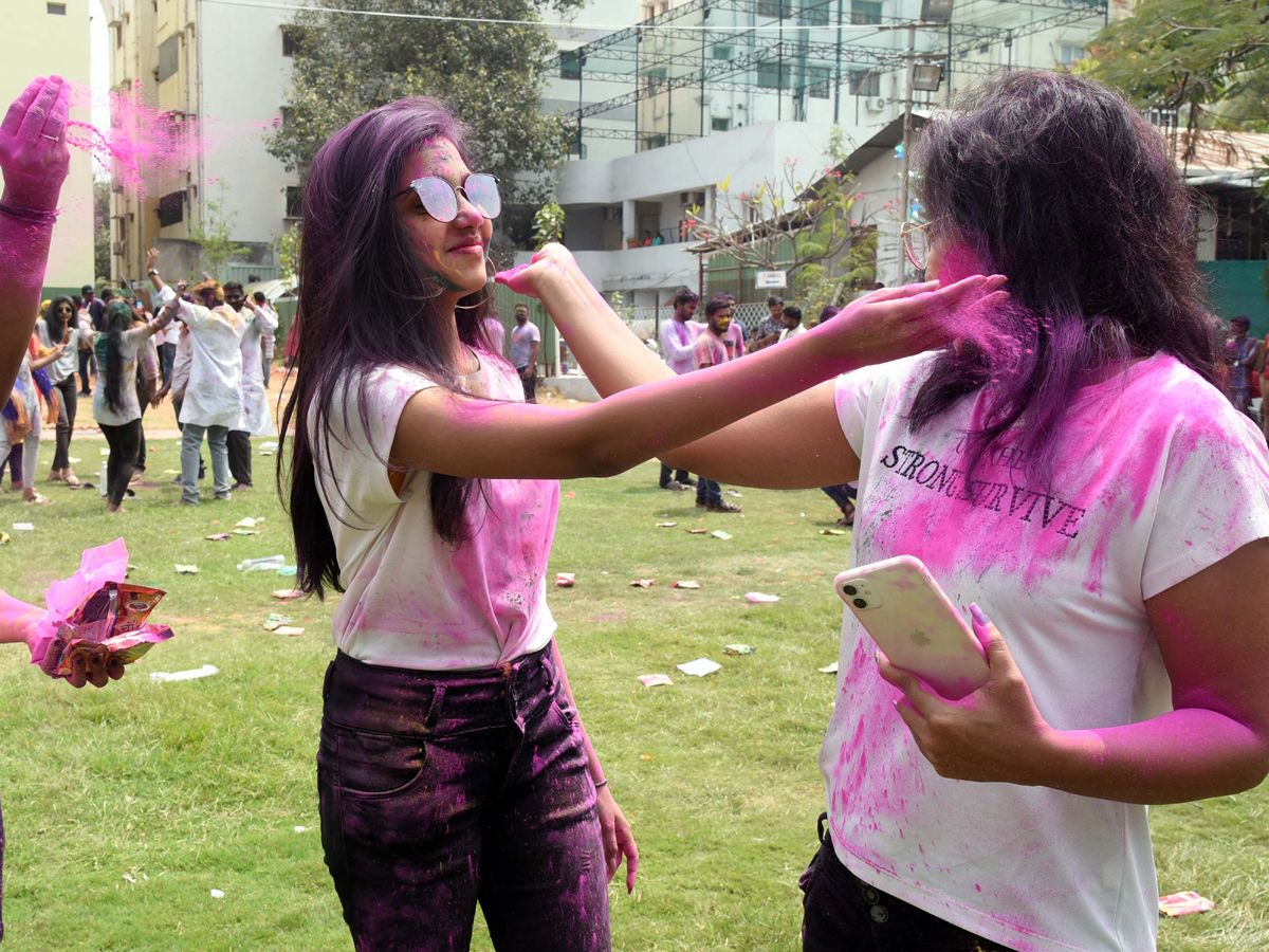 holi celebration 2020 Photo Gallery - Sakshi17