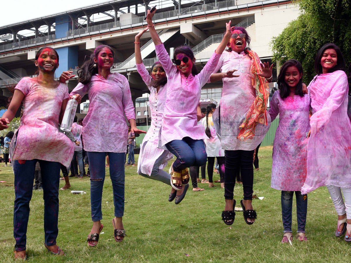 holi celebration 2020 Photo Gallery - Sakshi18