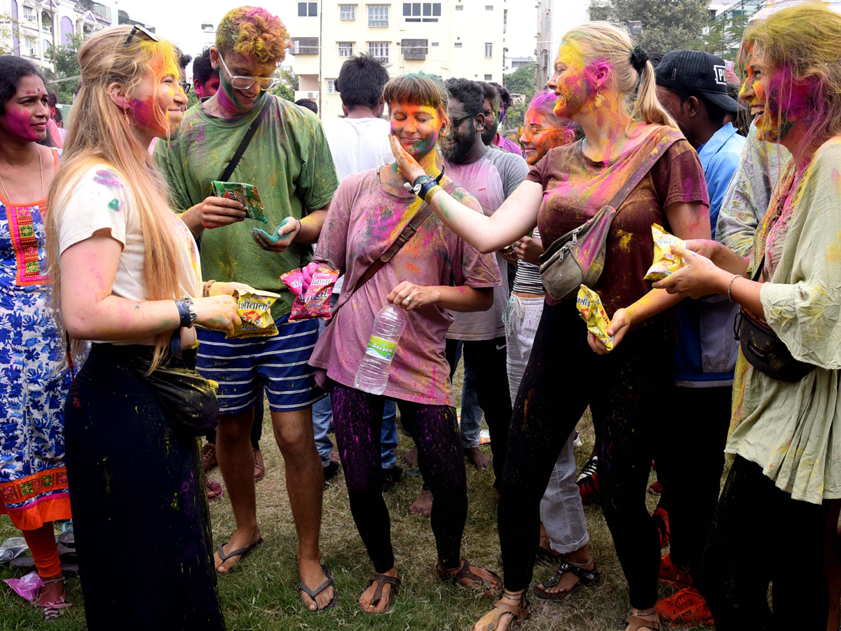 holi celebration 2020 Photo Gallery - Sakshi4