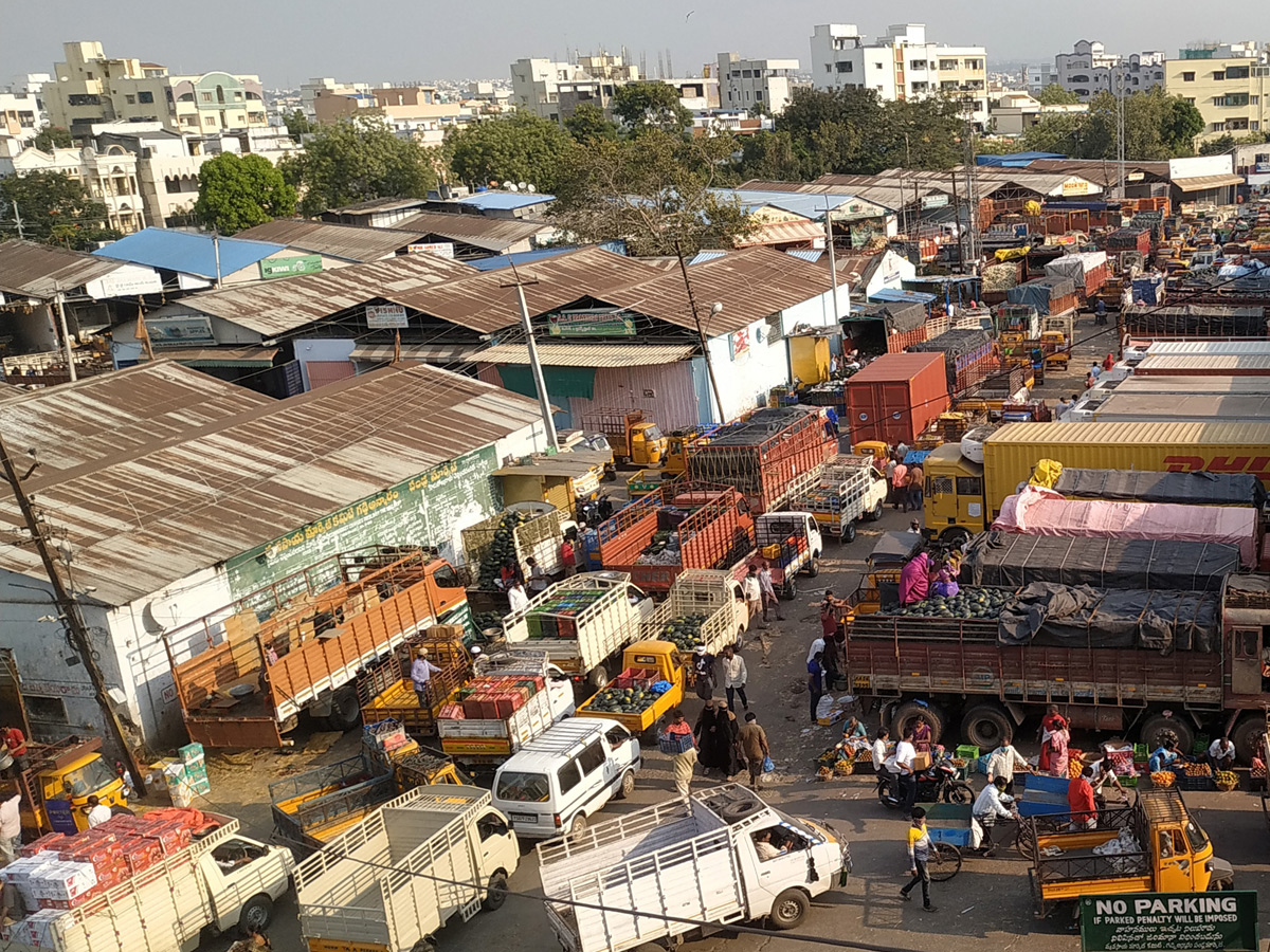 Lockdown in Hyderabad City Photo Gallery - Sakshi19