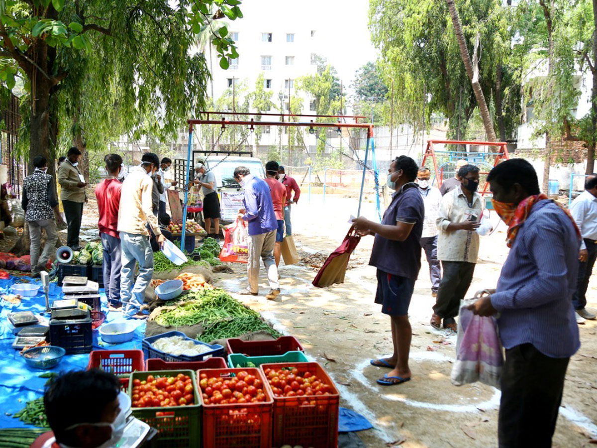 Lockdown in Hyderabad City Photo Gallery - Sakshi25