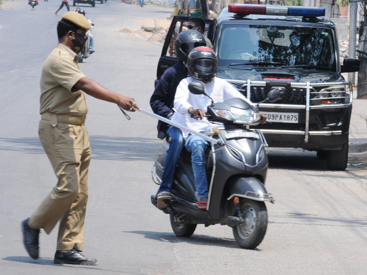 Lockdown in Hyderabad City Photo Gallery - Sakshi47