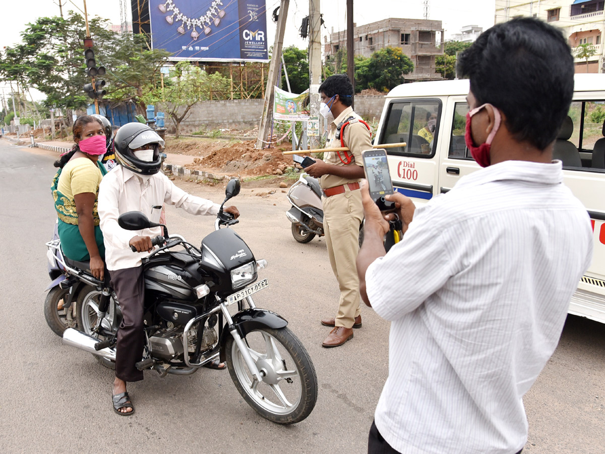 Lockdown in Andhra Pradesh Photo Gallery - Sakshi22