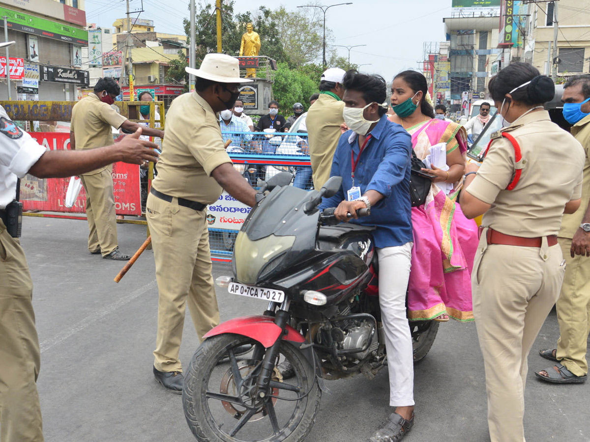 Lockdown in Andhra Pradesh Photo Gallery - Sakshi3