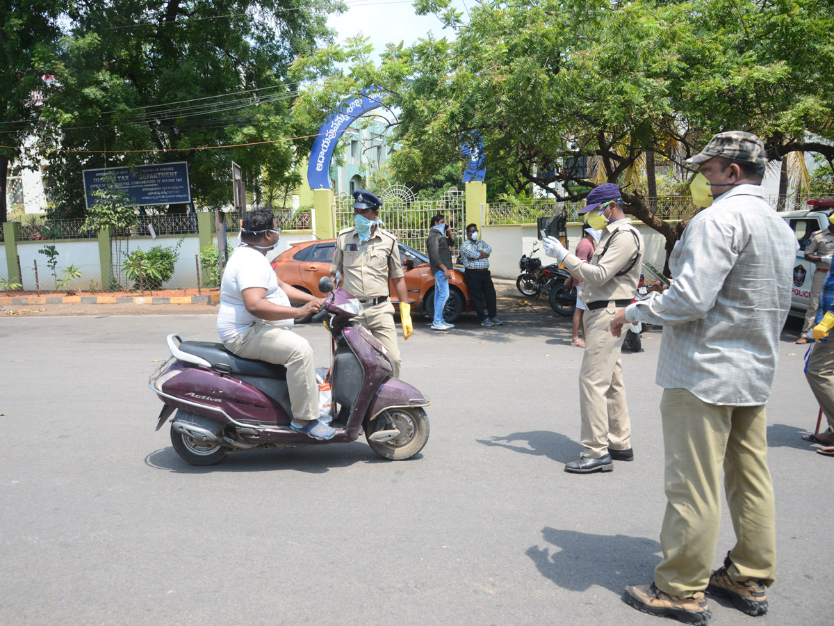 Lockdown in Andhra Pradesh Photo Gallery - Sakshi30