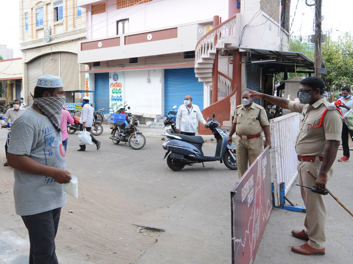 Lockdown in Andhra Pradesh Photo Gallery - Sakshi31