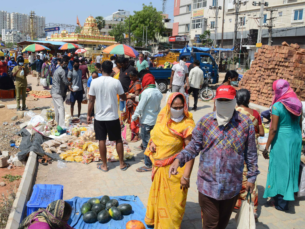 Lockdown in Hyderabad City Photo Gallery - Sakshi17